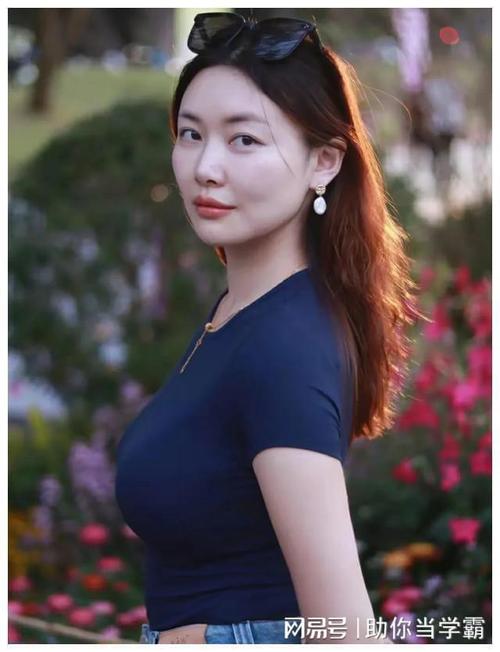 冀东演员靳东 冀东演员的现在发型 冀东演员靳东 冀东演员的现在发型