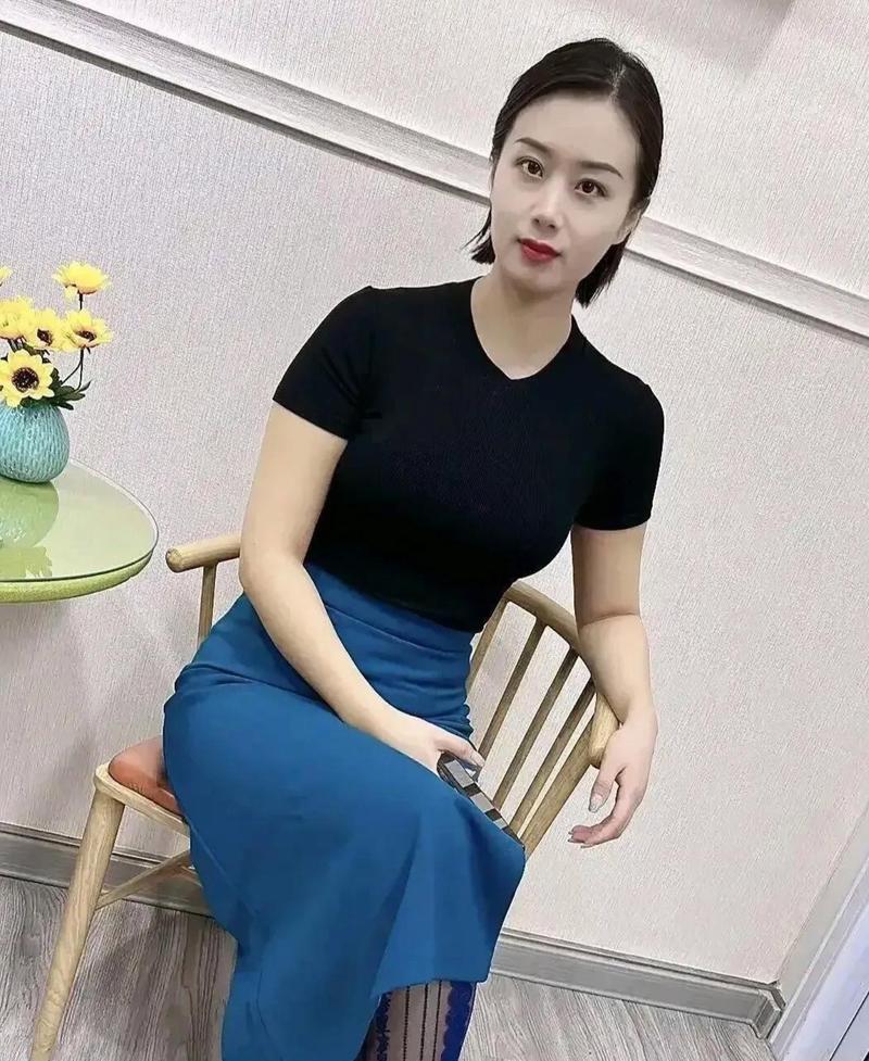 莫琦雯人物介绍 莫绮雯什么叫 莫琦雯人物介绍 莫绮雯什么叫