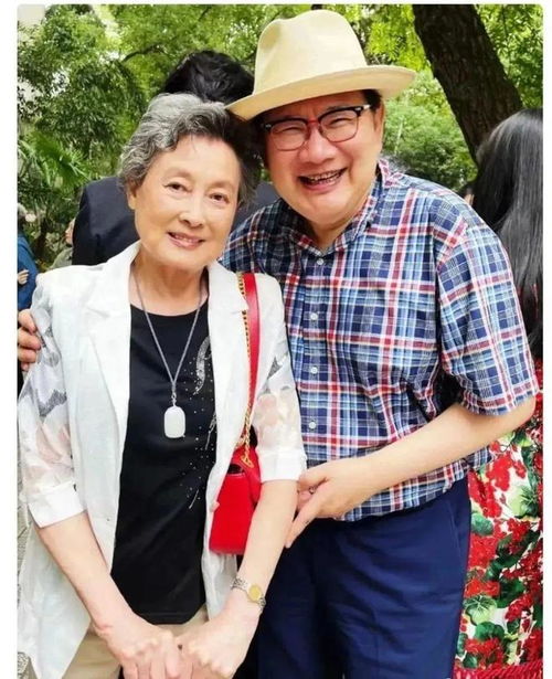 郑爽更新简介还委屈卖萌 郑爽更新简介还委屈卖萌