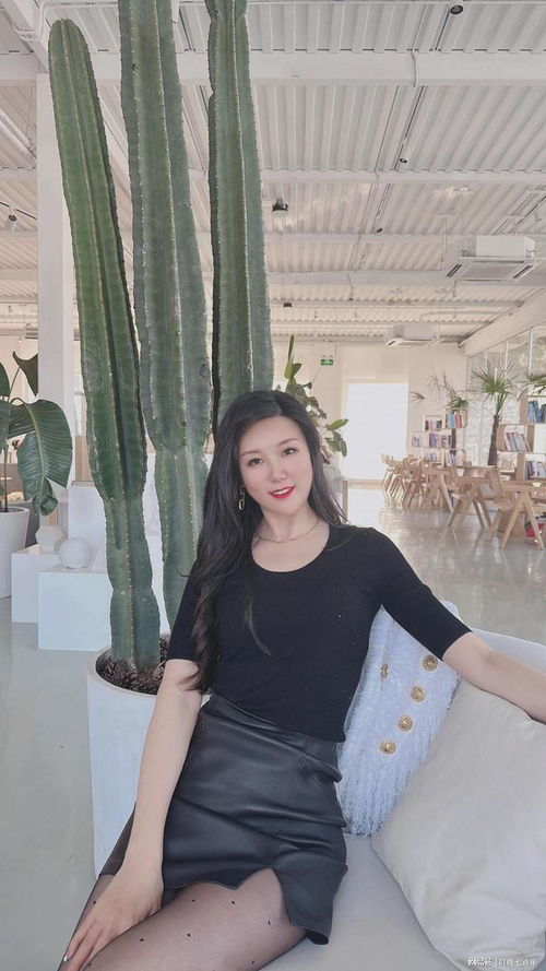 网友曝牵手门女子曾做微商拒退货款 网友曝牵手门女子曾做微商拒退货款