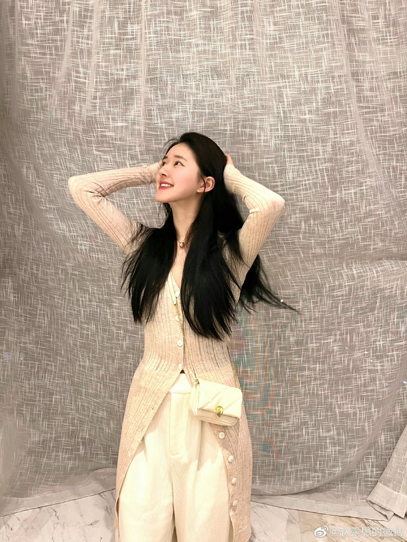 娜扎晒和刘诗诗倪妮的合照 娜扎晒和刘诗诗倪妮的合照