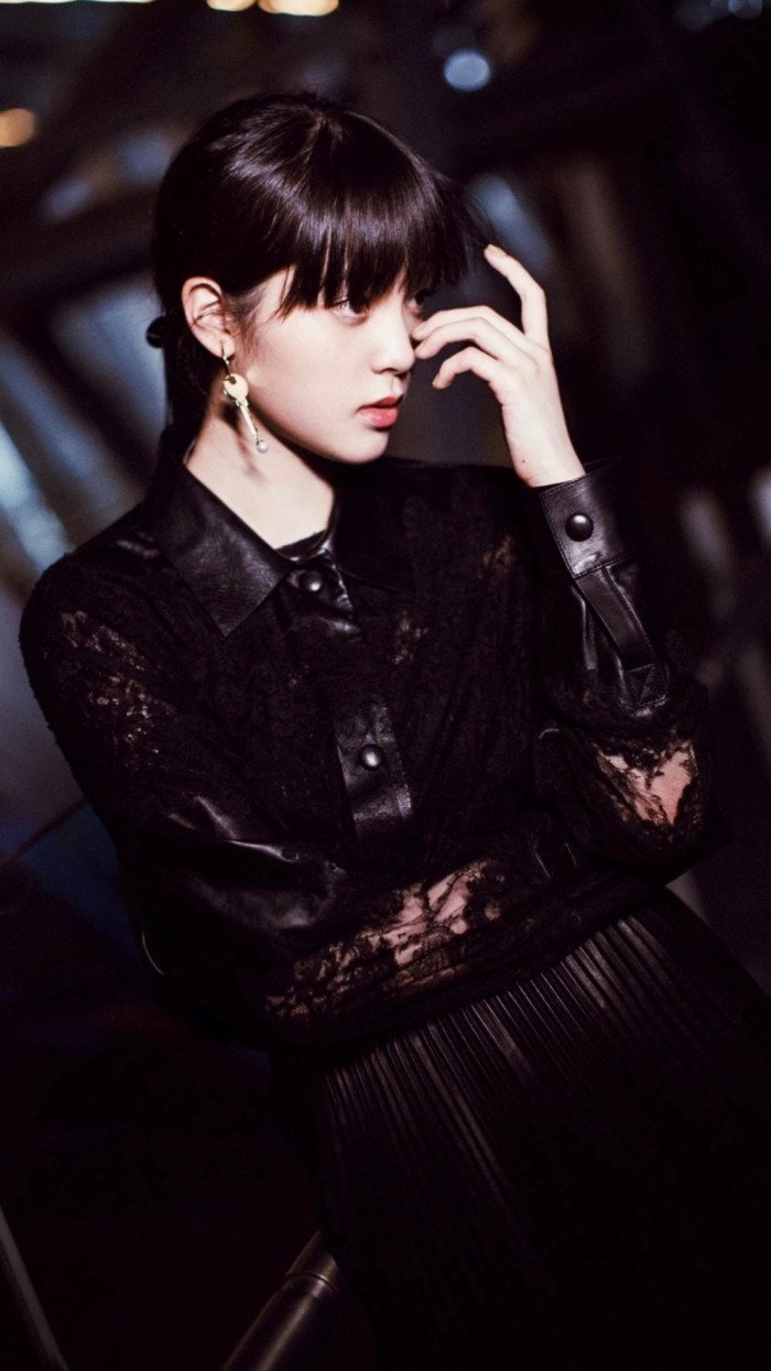 李丹妮一路问西哪里可以看 李丹妮一路问西哪里可以看